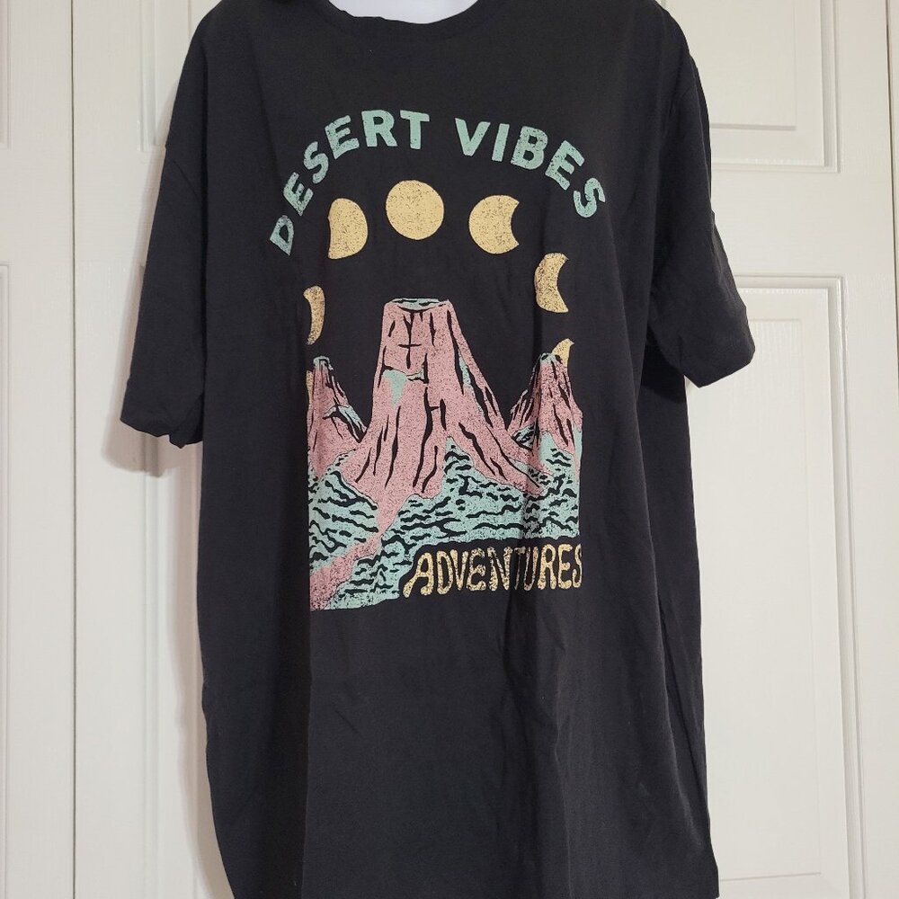 Love Olive .CO Adventures Tee Desert Vibes Black Size XL NWT
